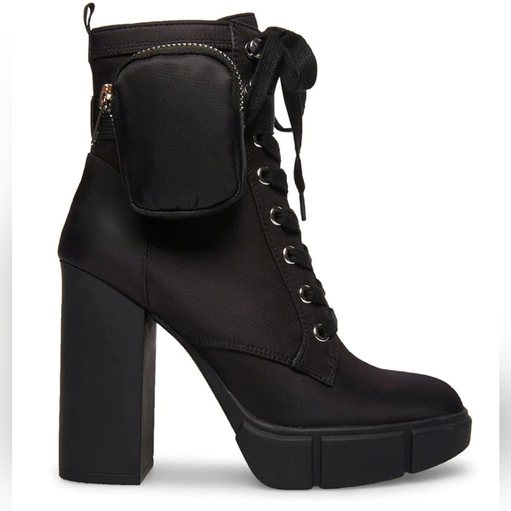 NIB Black Steve Madden Lace up combat style boot with ankle strap